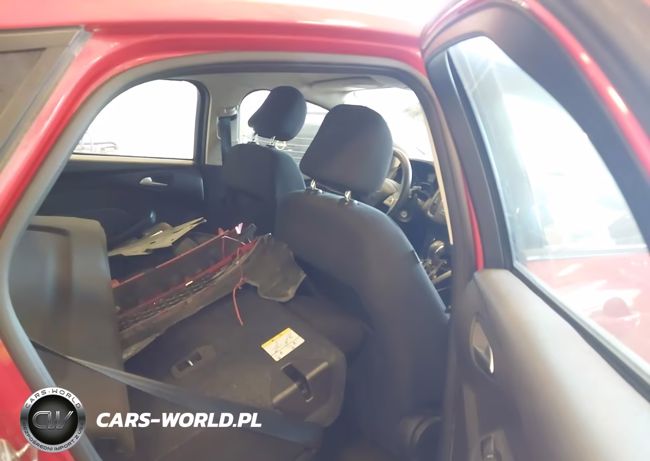 2017 Ford Focus Se VIN:1FADP3K25HL217606 - 8