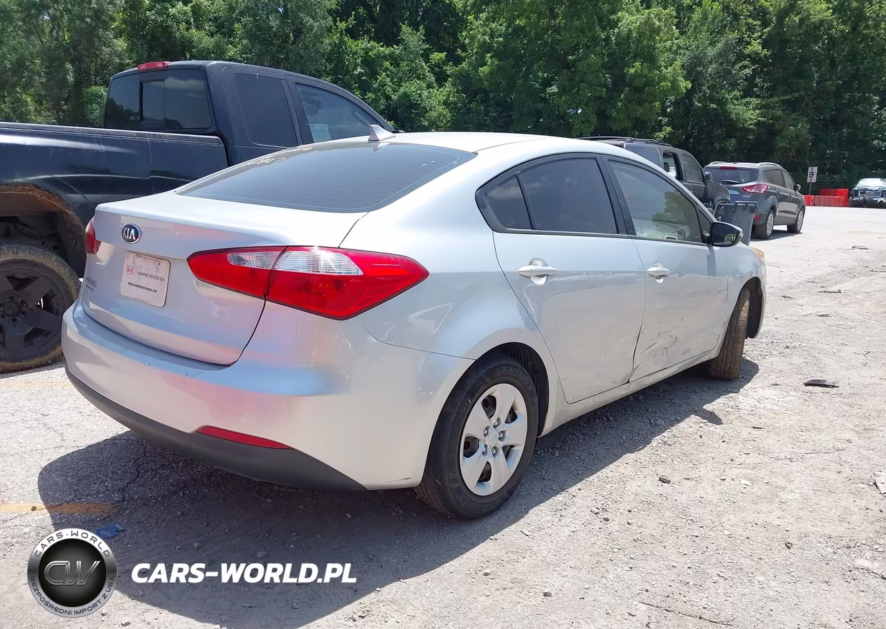 2015 Kia Forte Lx VIN:KNAFX4A69F5263127 - 4