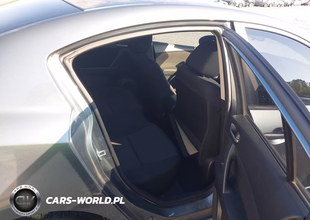 2012 Mazda Mazda3 I Touring VIN:JM1BL1V84C1620448 - 8