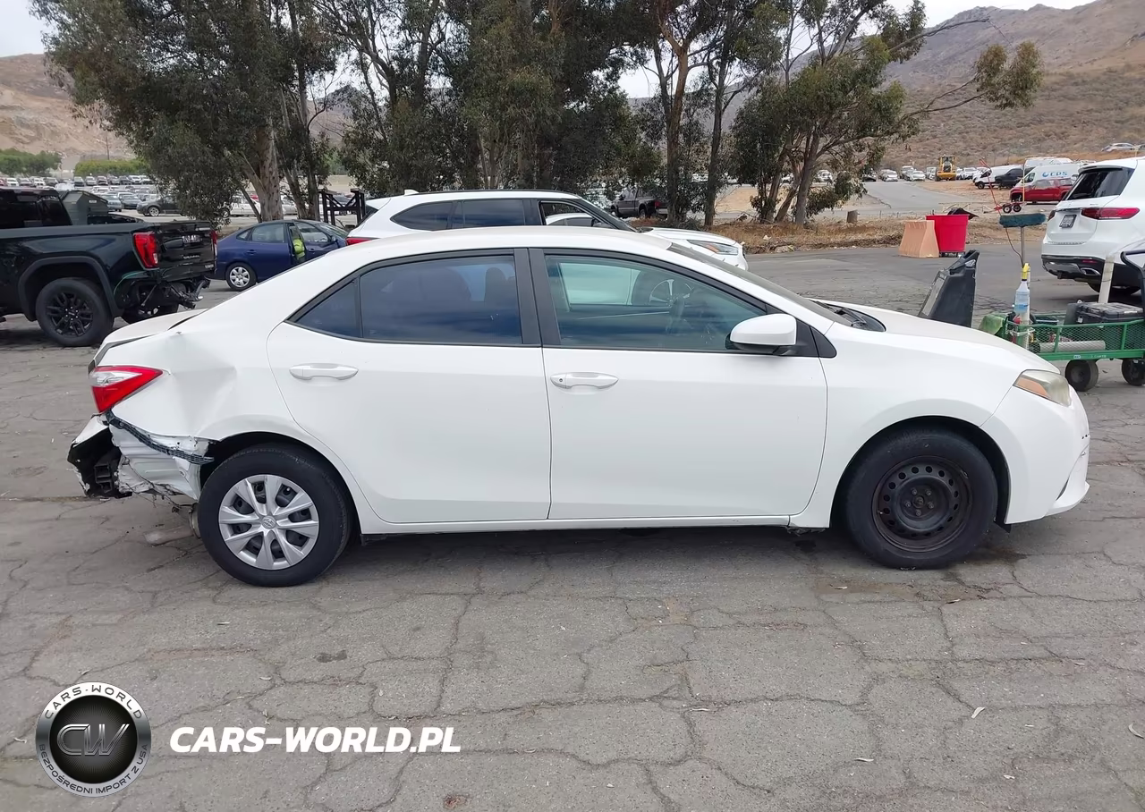 2015 Toyota Corolla L VIN:5YFBURHE7FP194106 - 13