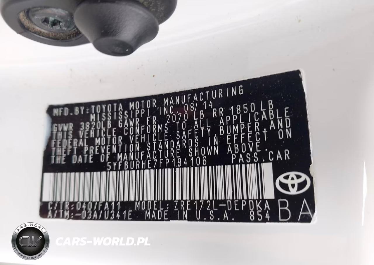 2015 Toyota Corolla L VIN:5YFBURHE7FP194106 - 9