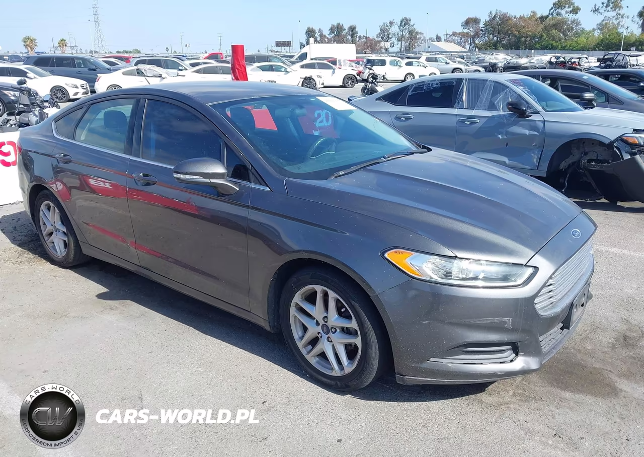 2016 Ford Fusion Se – zdjęcie 1 z 11