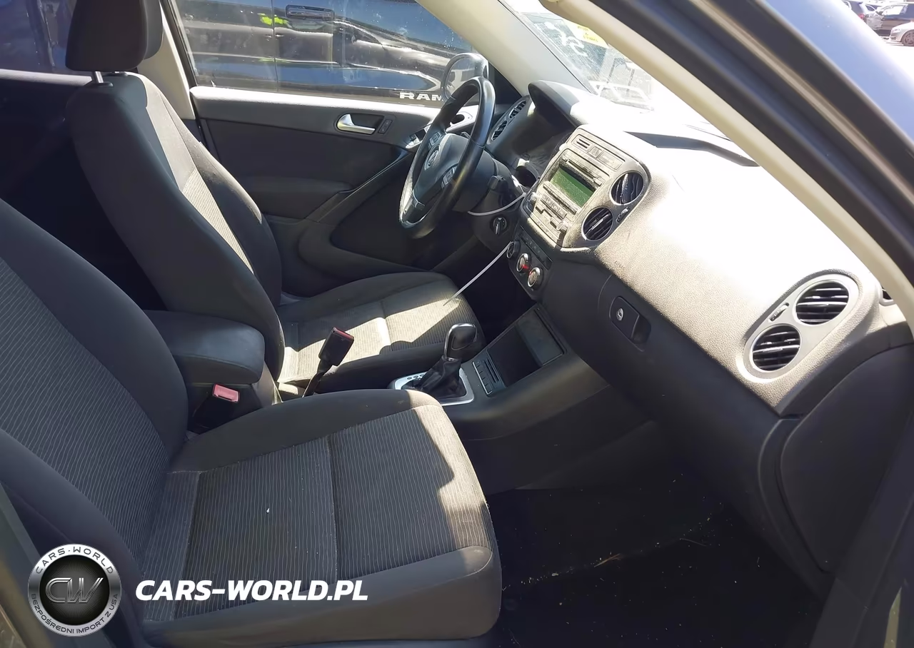 2014 Volkswagen Tiguan S VIN:WVGAV3AX3EW620263 - 5