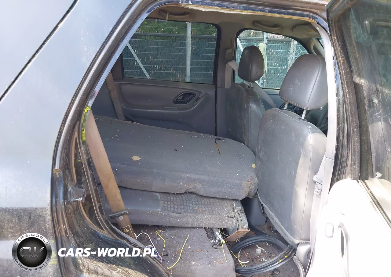 2002 Ford Escape Xls VIN:1FMYU01B92KC09649 - 8