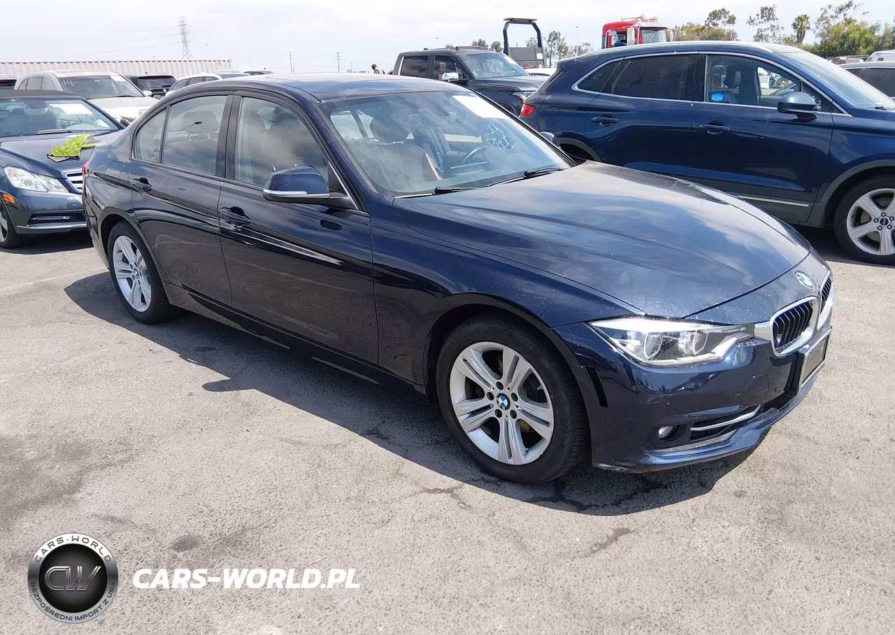 2016 BMW 328I xDrive – zdjęcie 1 z 16