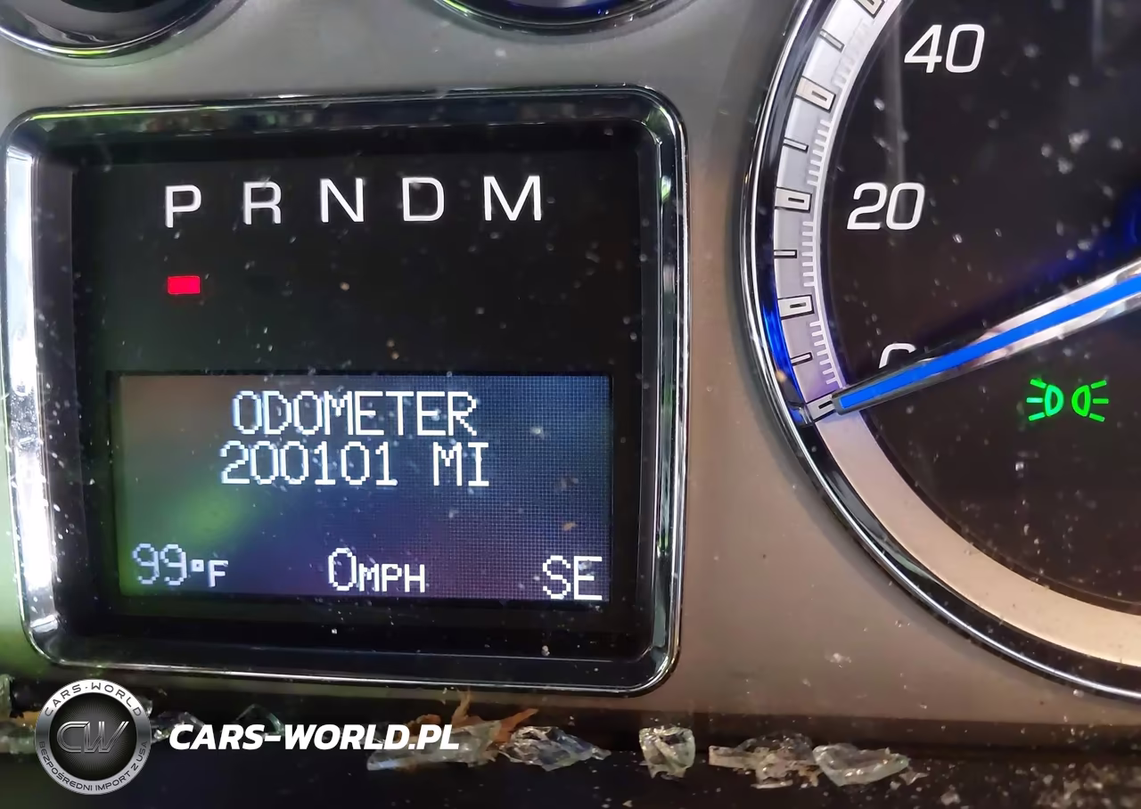 2010 Cadillac Escalade Luxury VIN:1GYUKBEF1AR259382 - 14