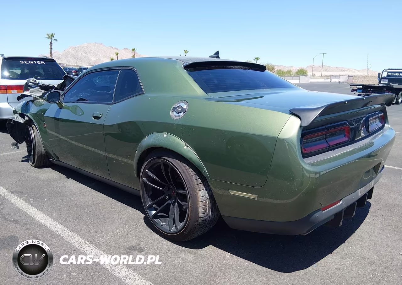 2018 Dodge Challenger R-T Scat Pack VIN:2C3CDZFJ8JH171411 - 3