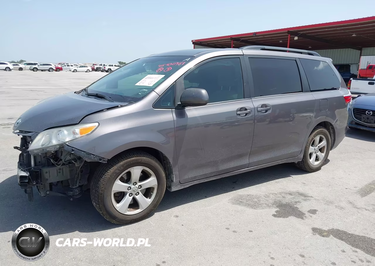 2017 Toyota Sienna Le 8 Passenger VIN:5TDKZ3DC6HS888783 - 2