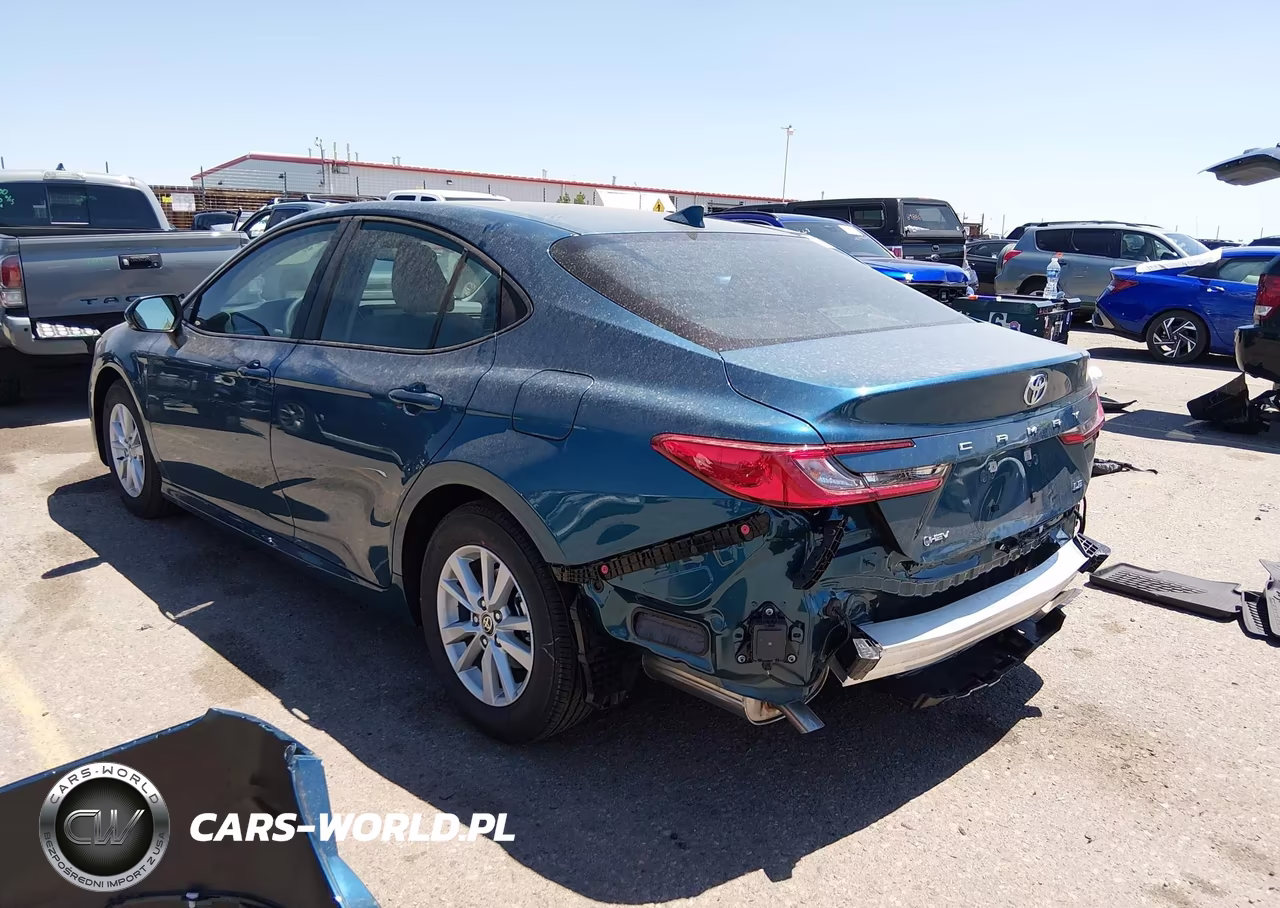 2026 Toyota Camry Le VIN:4T1DAACKXTU749754 - 3