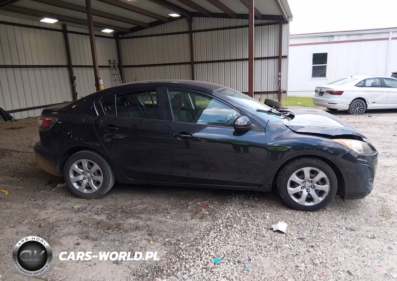 2011 Mazda Mazda3 I Sport VIN:JM1BL1UG1B1357276 - 13
