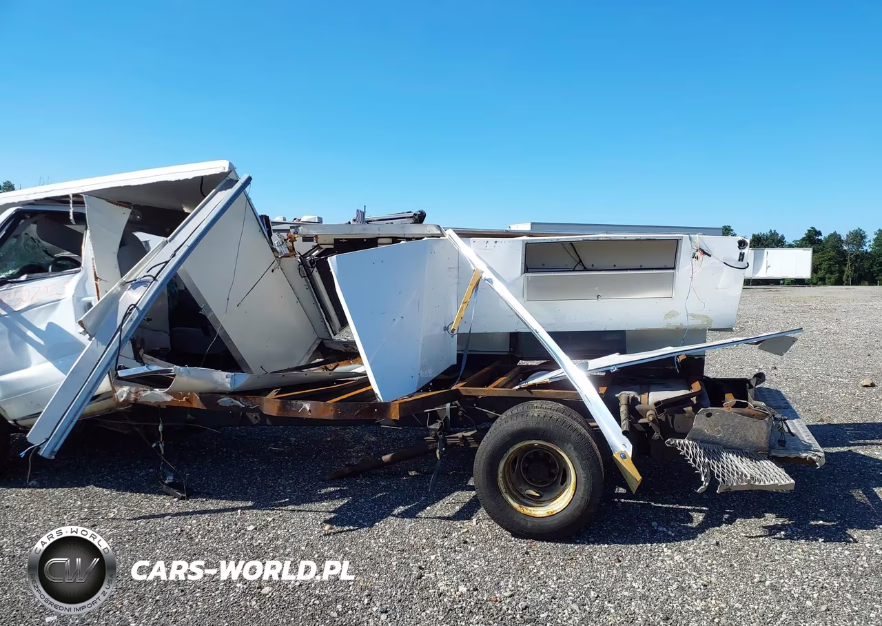 2019 Ford E-350 Cutaway VIN:1FDWE3F66KDC02082 - 6