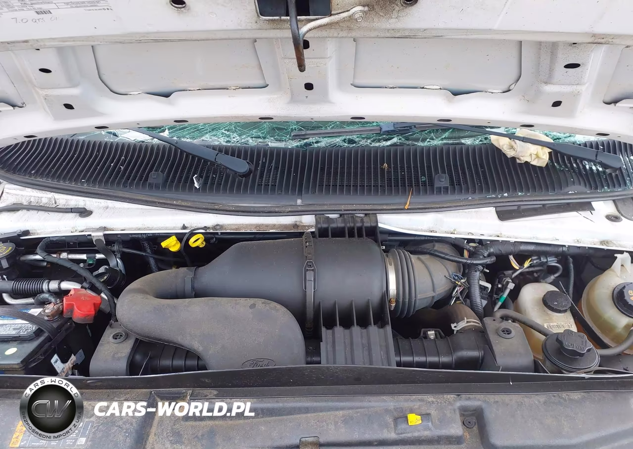 2019 Ford E-350 Cutaway VIN:1FDWE3F66KDC02082 - 9