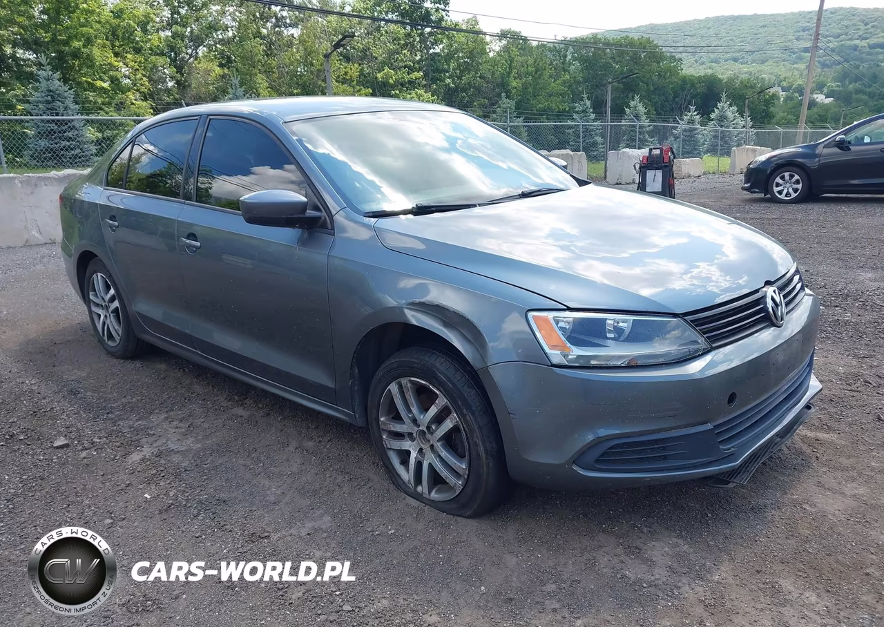 2012 Volkswagen Jetta 2.0L S – zdjęcie 1 z 12