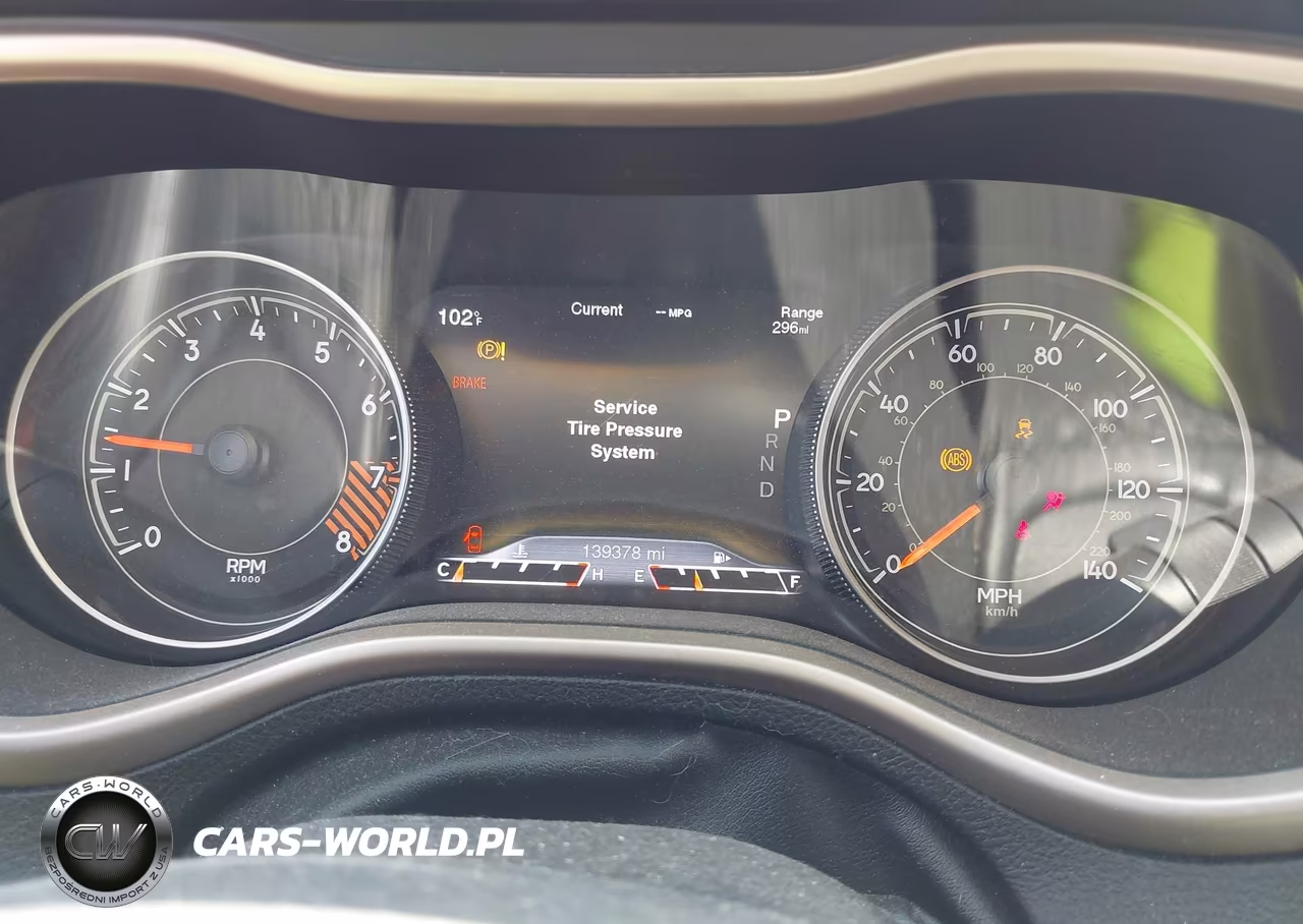 2015 Jeep Cherokee Limited VIN:1C4PJMDS9FW520833 - 7