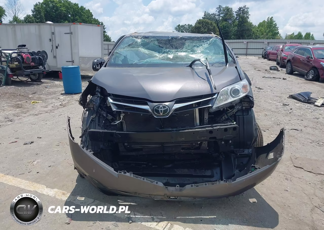2019 Toyota Sienna Xle 8 Passenger VIN:5TDYZ3DC2KS971709 - 11
