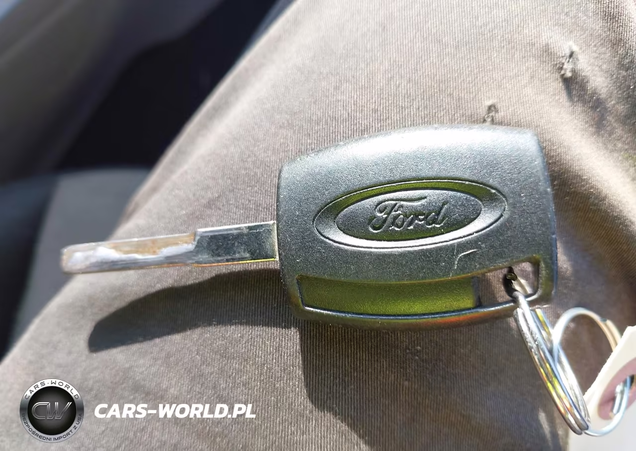 2012 Ford Fiesta S VIN:3FADP4AJ4CM128003 - 11
