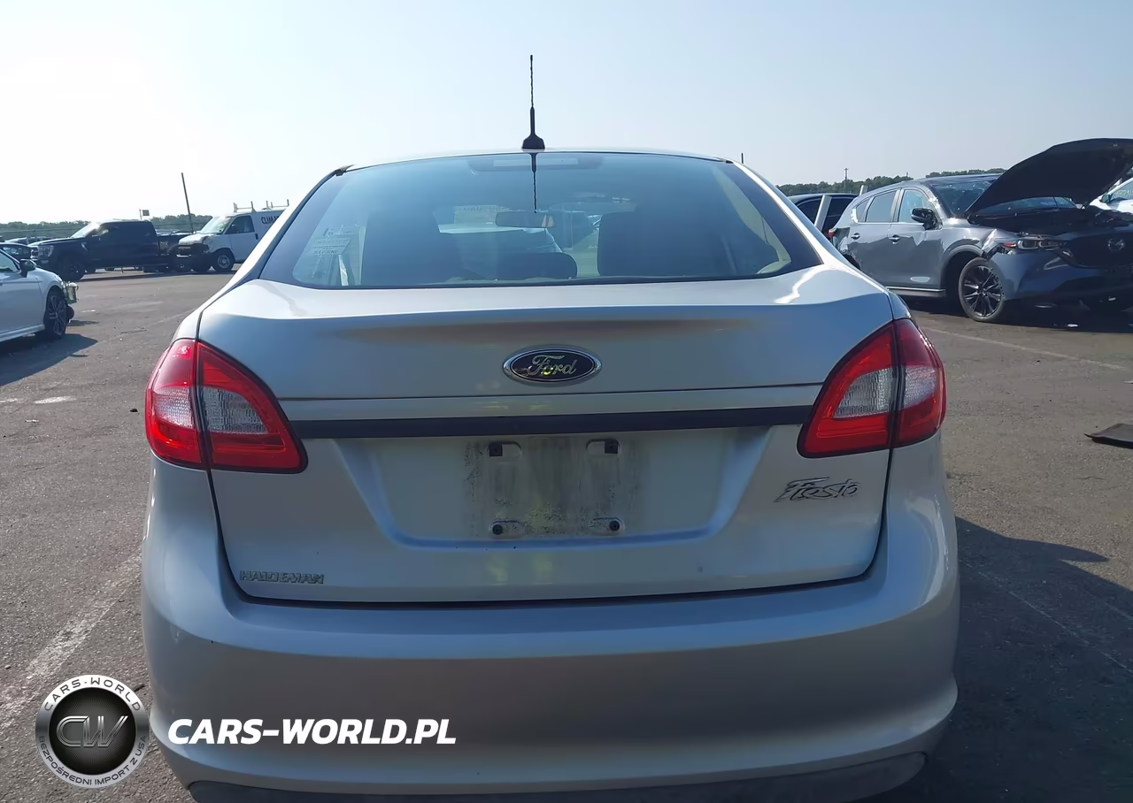 2012 Ford Fiesta S VIN:3FADP4AJ4CM128003 - 16