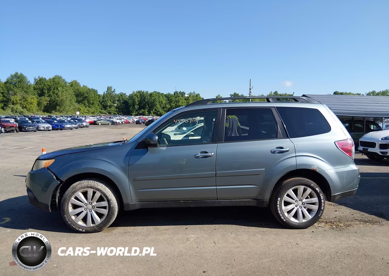 2012 Subaru Forester 2.5X Premium VIN:JF2SHADC2CH447531 - 14