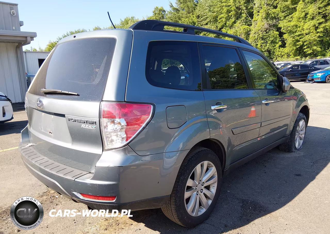 2012 Subaru Forester 2.5X Premium VIN:JF2SHADC2CH447531 - 4