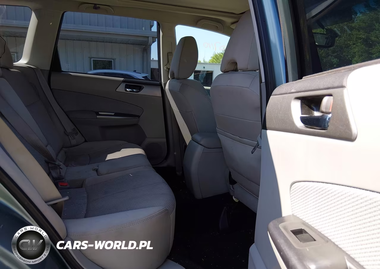 2012 Subaru Forester 2.5X Premium VIN:JF2SHADC2CH447531 - 8