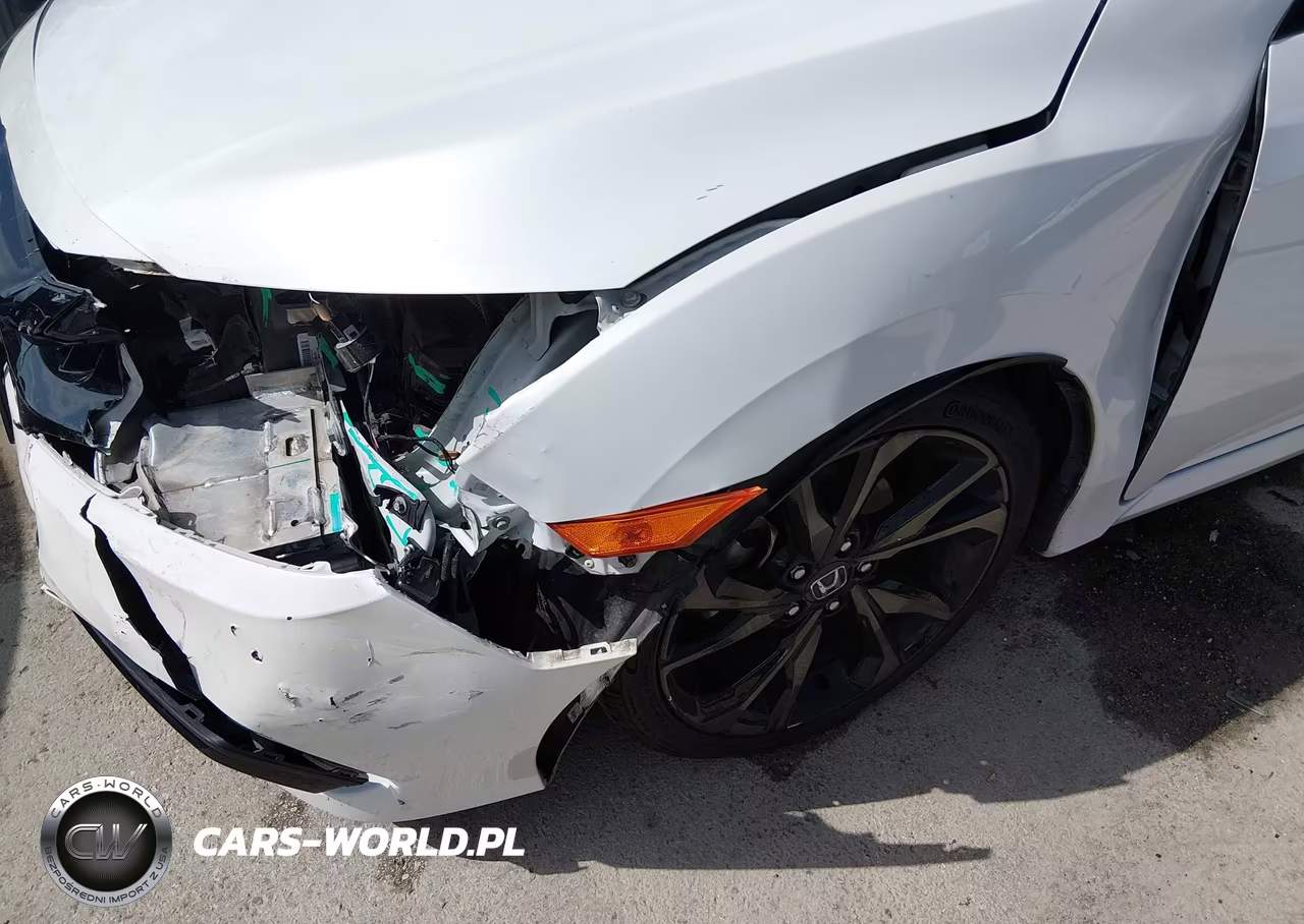 2020 Honda Civic Sport VIN:19XFC2F87LE005640 - 17