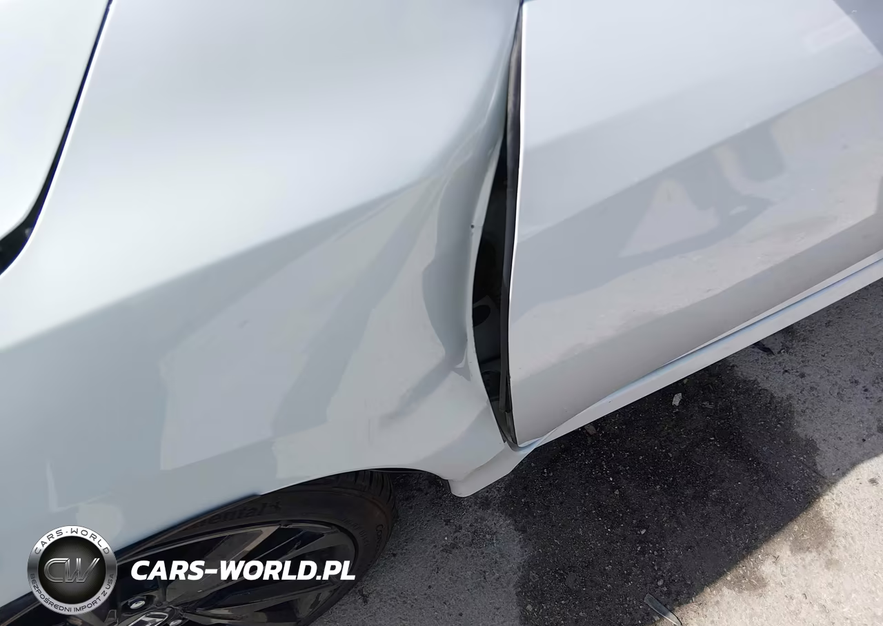 2020 Honda Civic Sport VIN:19XFC2F87LE005640 - 18