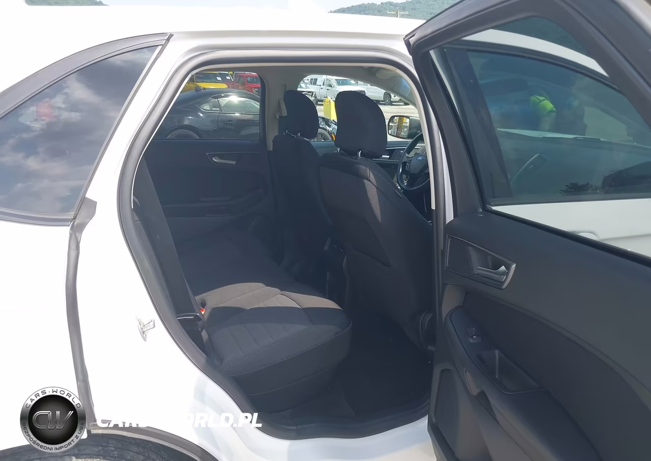 2018 Ford Edge Se VIN:2FMPK4G92JBB24187 - 8
