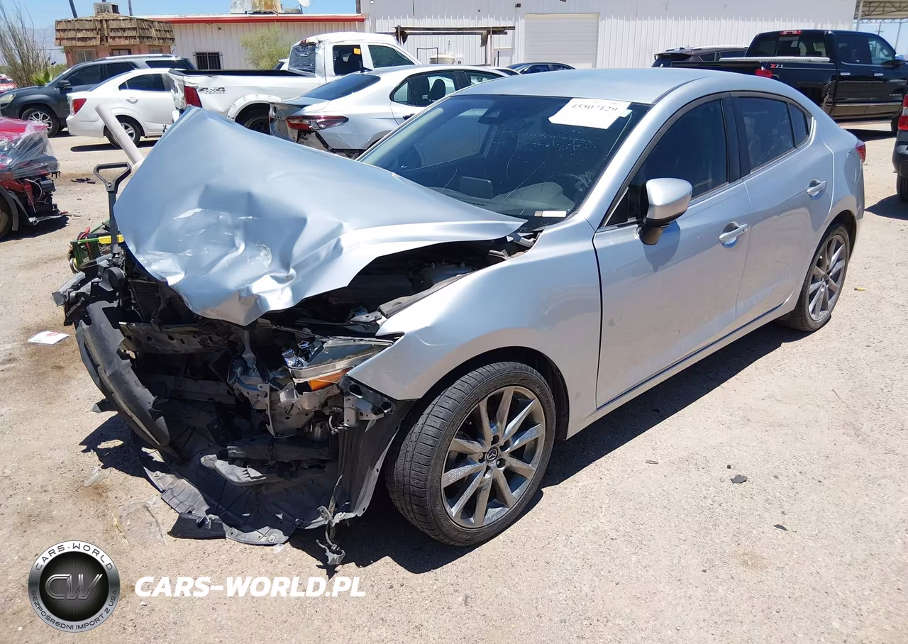 2018 Mazda Mazda3 Touring VIN:3MZBN1V36JM189056 - 2