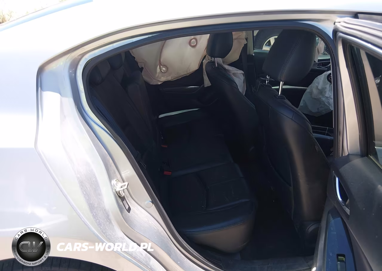 2018 Mazda Mazda3 Touring VIN:3MZBN1V36JM189056 - 8
