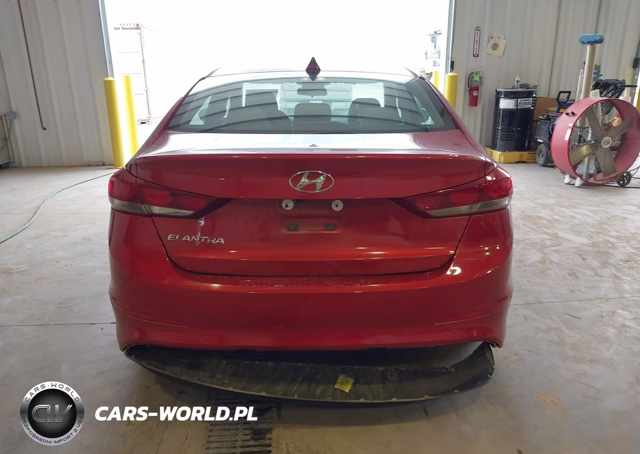 2018 Hyundai Elantra Sel VIN:5NPD84LF7JH394280 - 17
