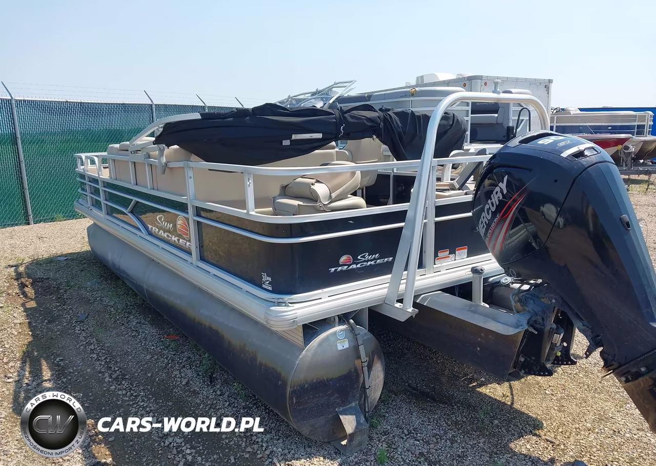2018 Suntracker Ph30 Pontoon Boat VIN:BUJ520721718 - 4