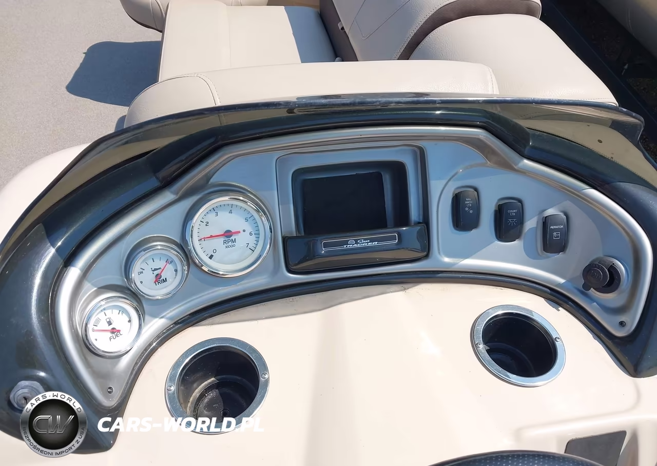 2018 Suntracker Ph30 Pontoon Boat VIN:BUJ520721718 - 7