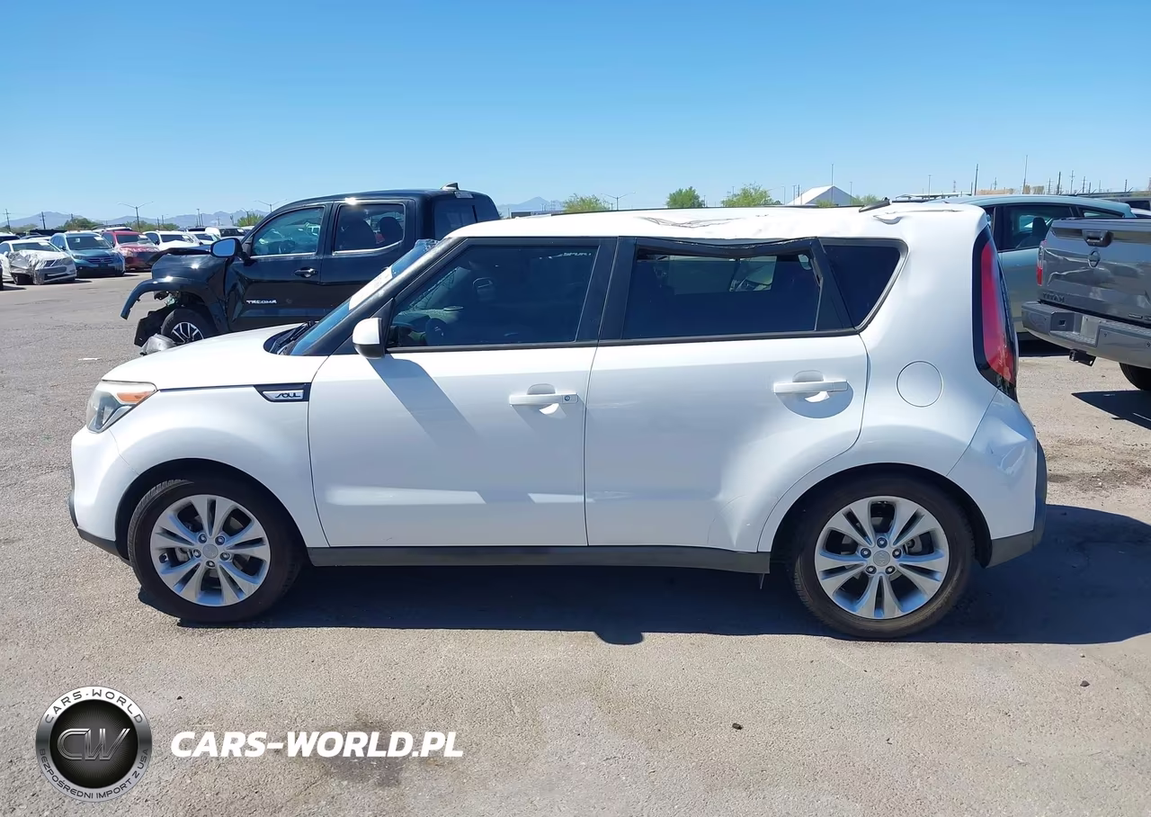 2015 Kia Soul + VIN:KNDJP3A5XF7796381 - 13