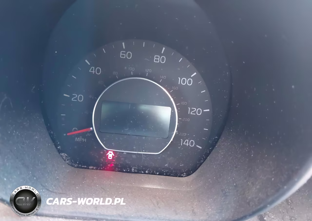 2015 Kia Soul + VIN:KNDJP3A5XF7796381 - 14