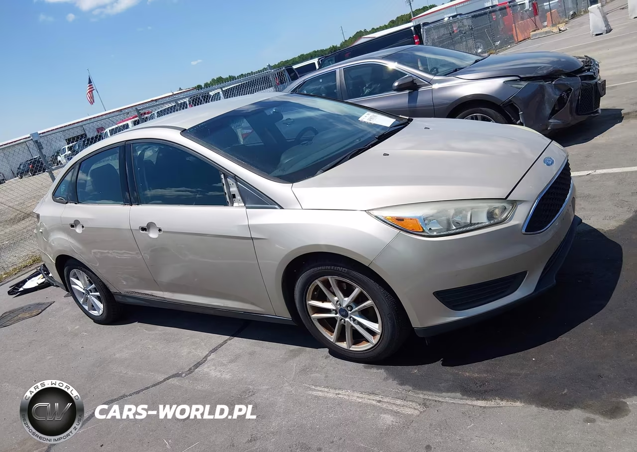 2017 Ford Focus Se VIN:1FADP3F22HL201826 - 14