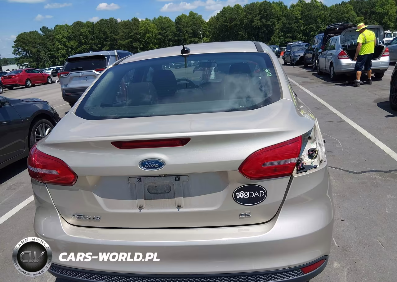 2017 Ford Focus Se VIN:1FADP3F22HL201826 - 17
