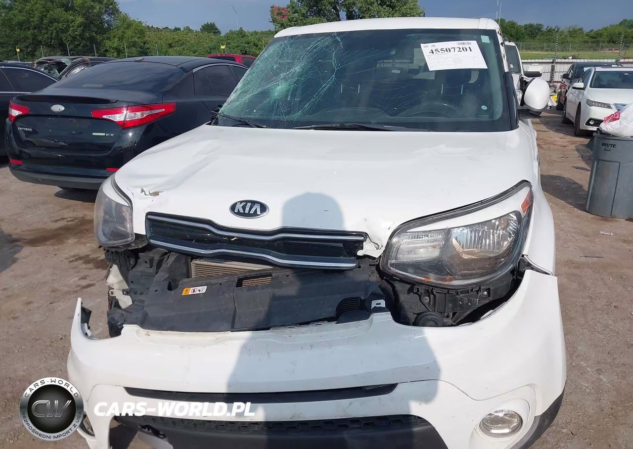 2018 Kia Soul + VIN:KNDJP3A55J7901868 - 13