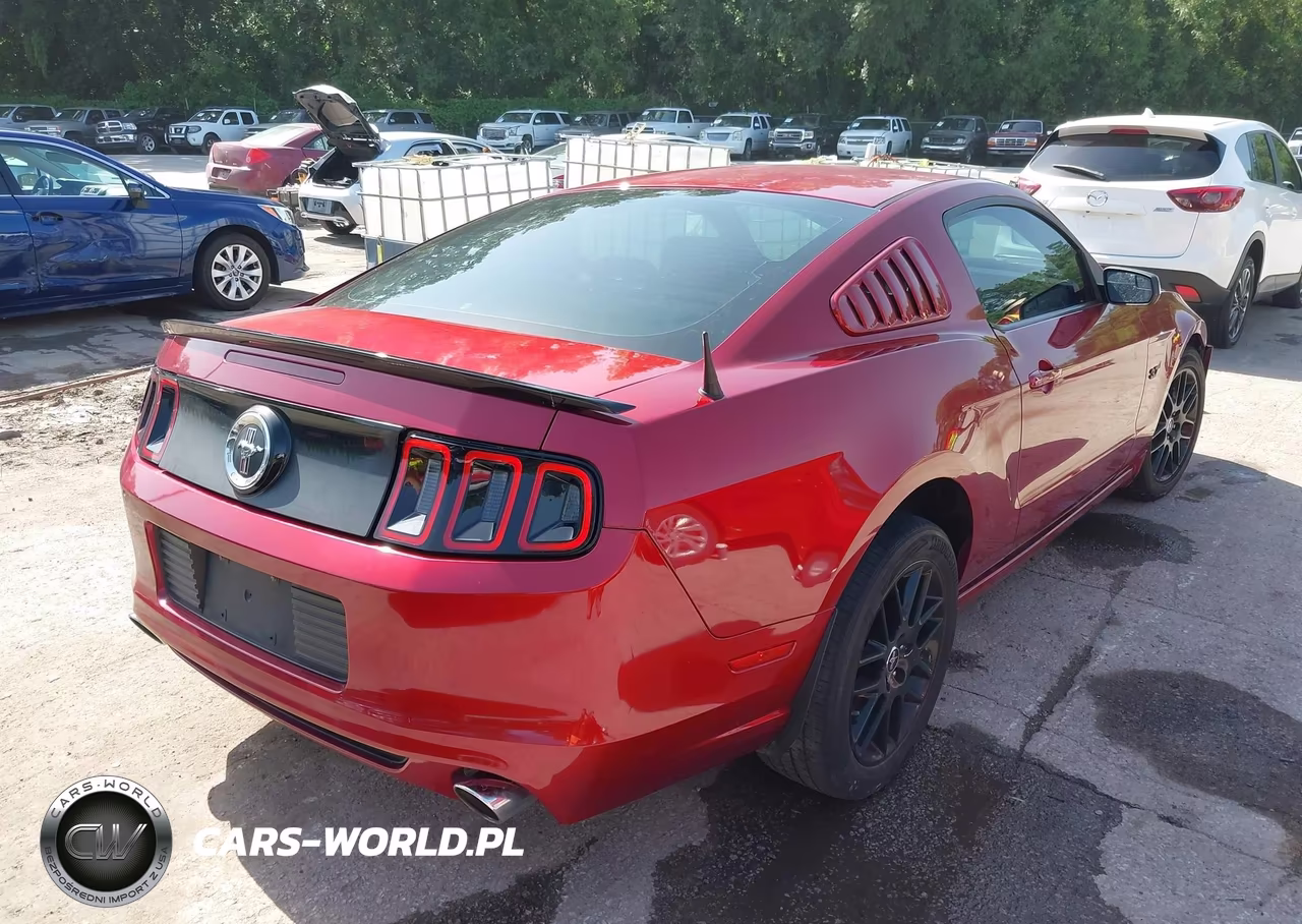 2014 Ford Mustang V6 VIN:1ZVBP8AMXE5254682 - 4