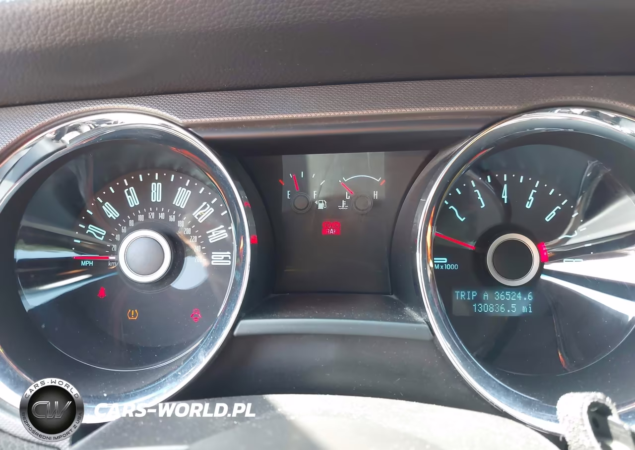 2014 Ford Mustang V6 VIN:1ZVBP8AMXE5254682 - 7