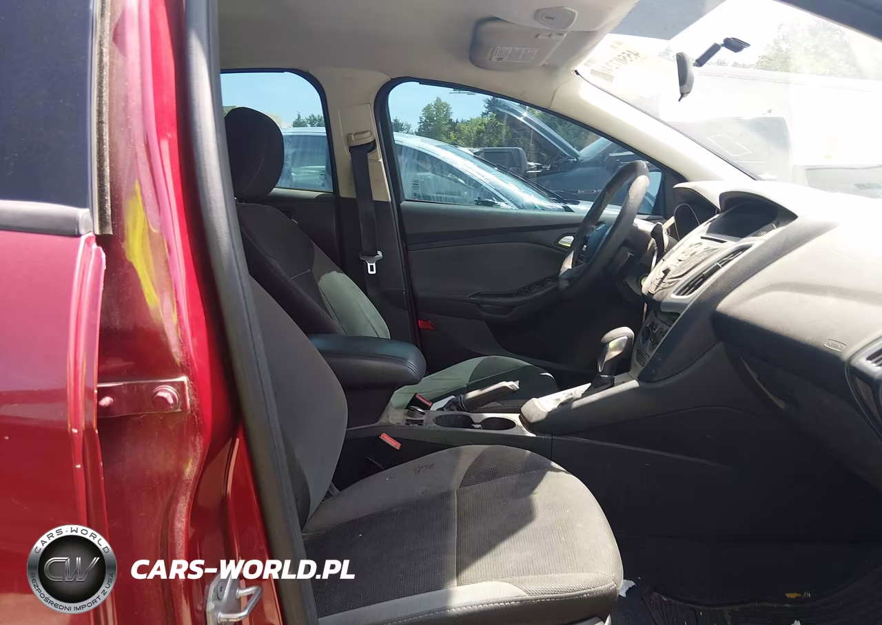2013 Ford Focus Se VIN:1FADP3F28DL372638 - 5