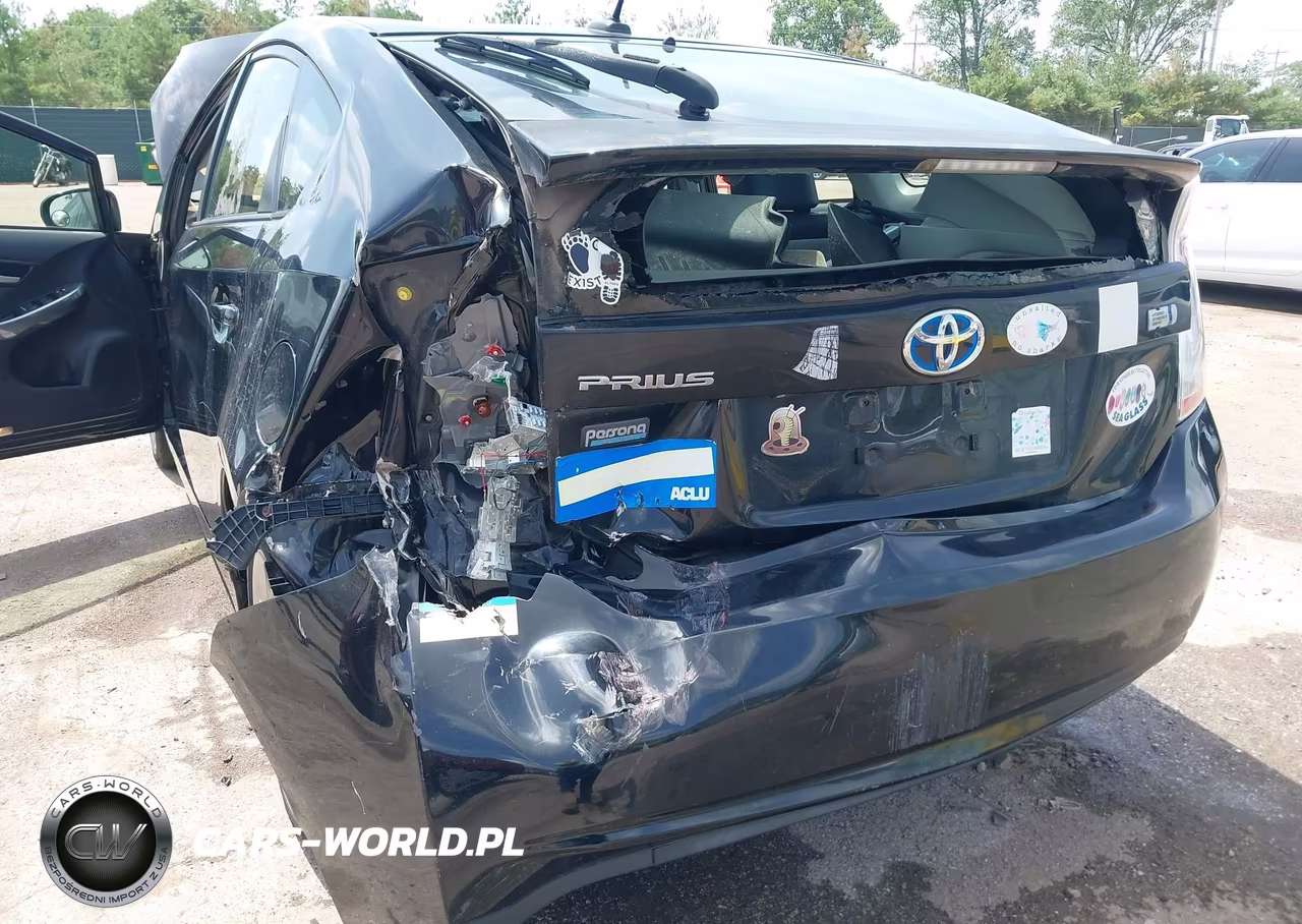 2013 Toyota Prius Three Se VIN:JTDKN3DU5D5624300 - 6