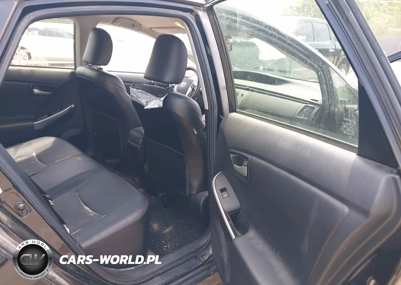 2013 Toyota Prius Three Se VIN:JTDKN3DU5D5624300 - 8