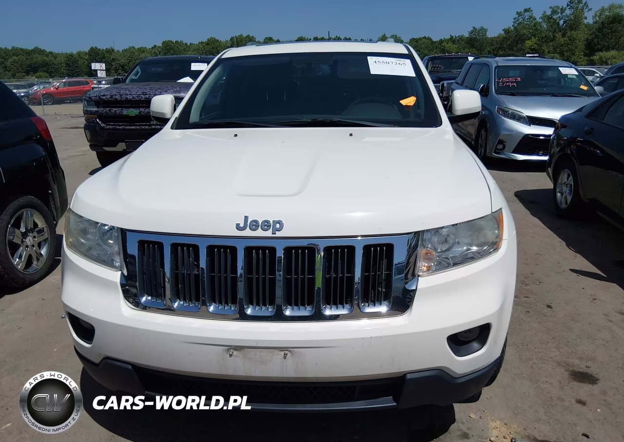 2011 Jeep Grand Cherokee Laredo VIN:1J4RR4GGXBC629039 - 12