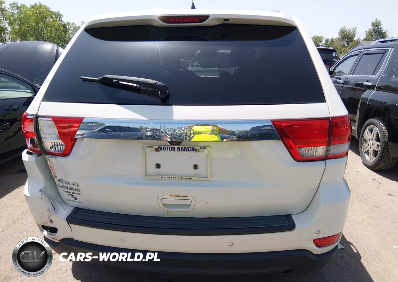 2011 Jeep Grand Cherokee Laredo VIN:1J4RR4GGXBC629039 - 16