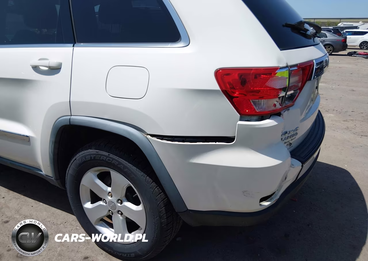 2011 Jeep Grand Cherokee Laredo VIN:1J4RR4GGXBC629039 - 6