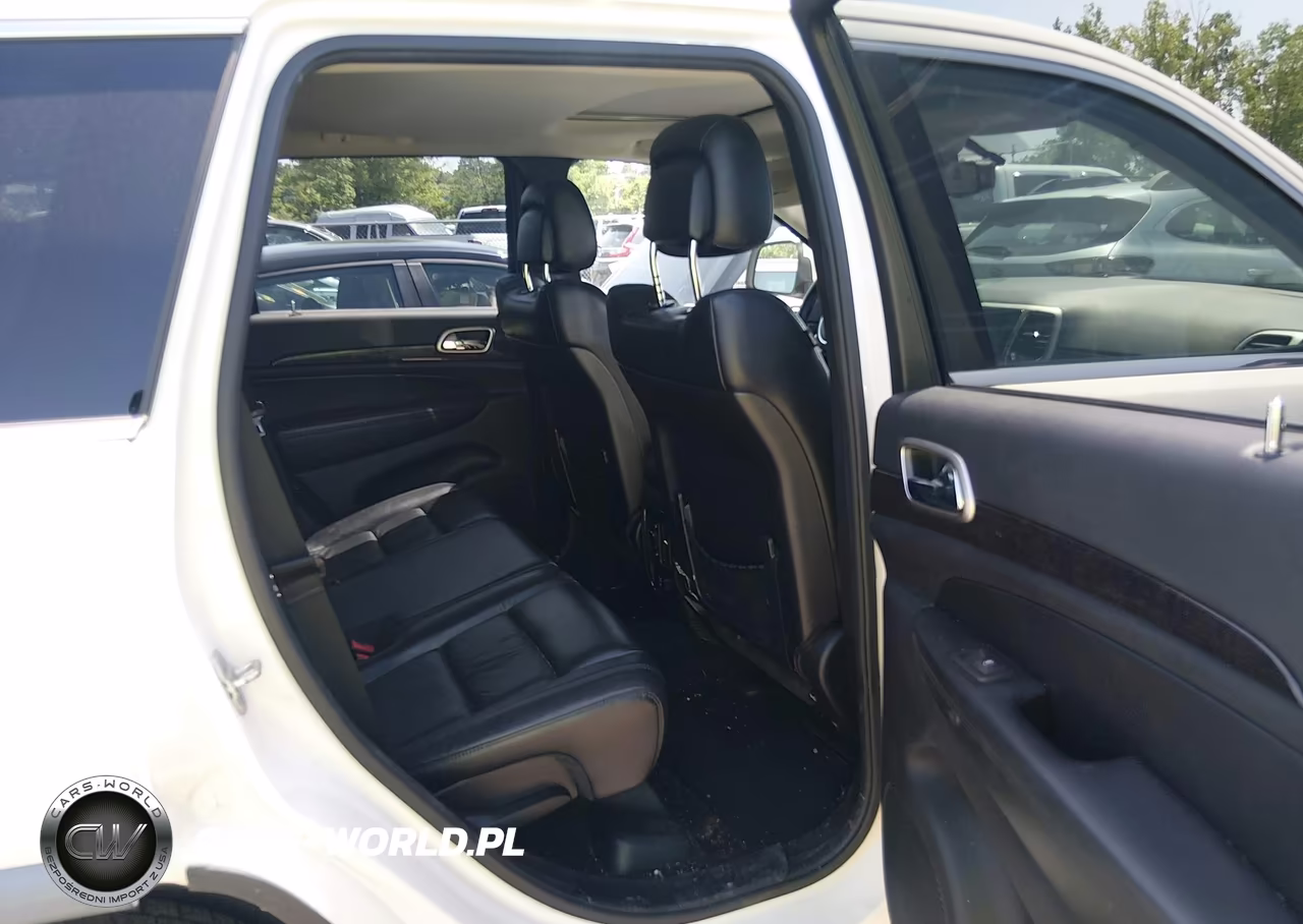 2011 Jeep Grand Cherokee Laredo VIN:1J4RR4GGXBC629039 - 8