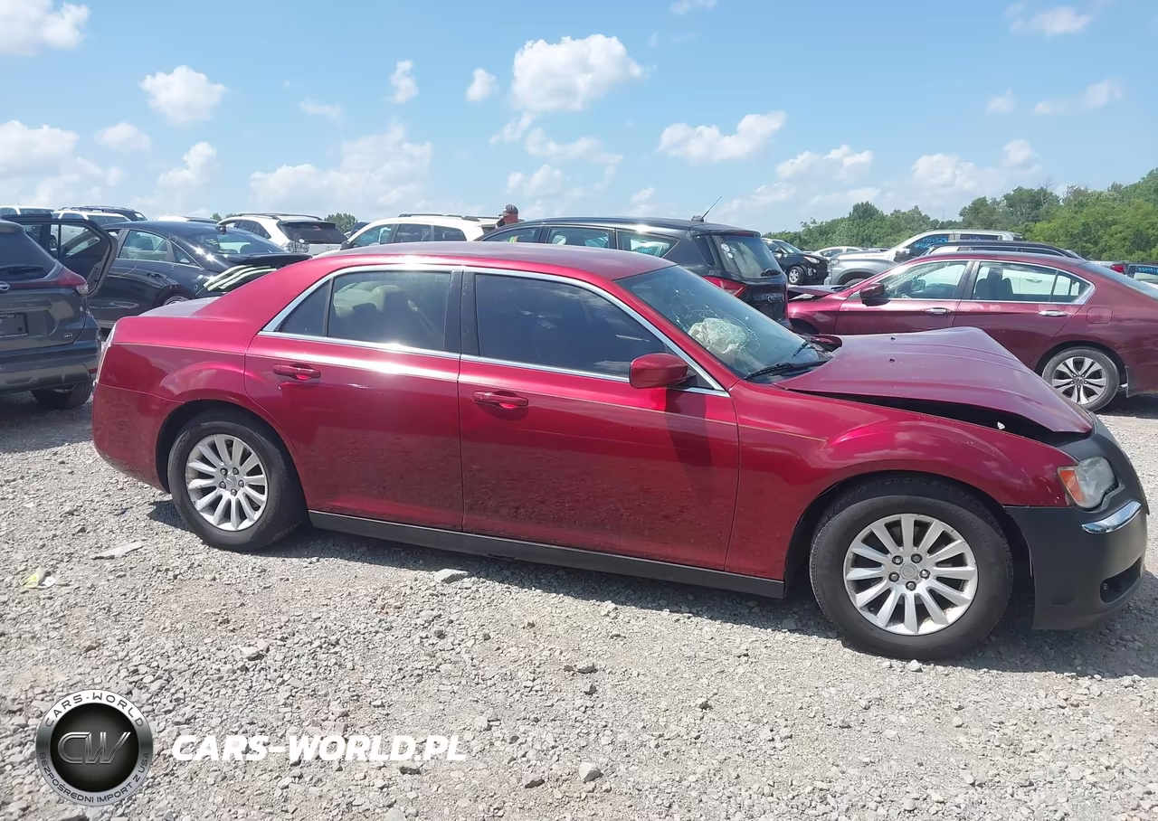 2013 Chrysler 300 Motown VIN:2C3CCAAGXDH573340 - 13