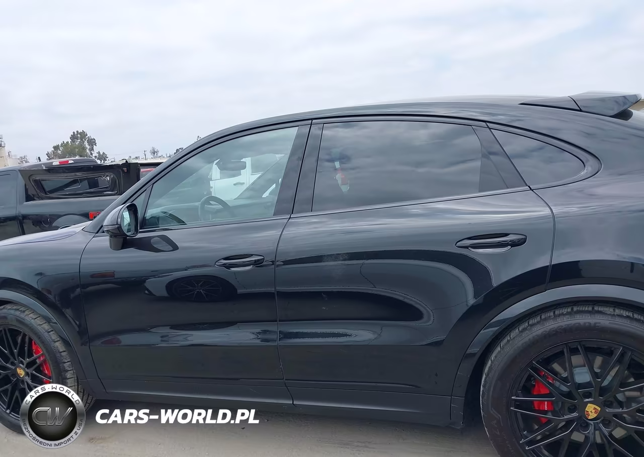 2024 Porsche Cayenne Coupe S VIN:WP1BL2AY0RDA62745 - 14