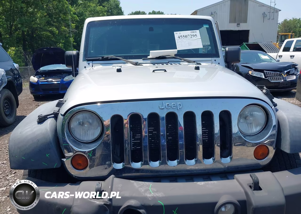 2012 Jeep Wrangler Unlimited Sport VIN:1C4BJWDG5CL181745 - 12