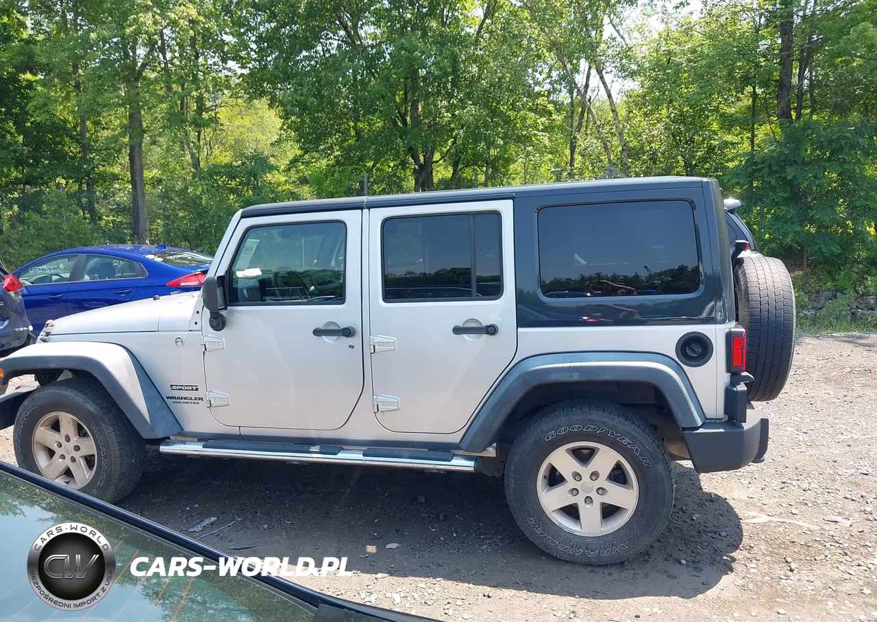 2012 Jeep Wrangler Unlimited Sport VIN:1C4BJWDG5CL181745 - 14